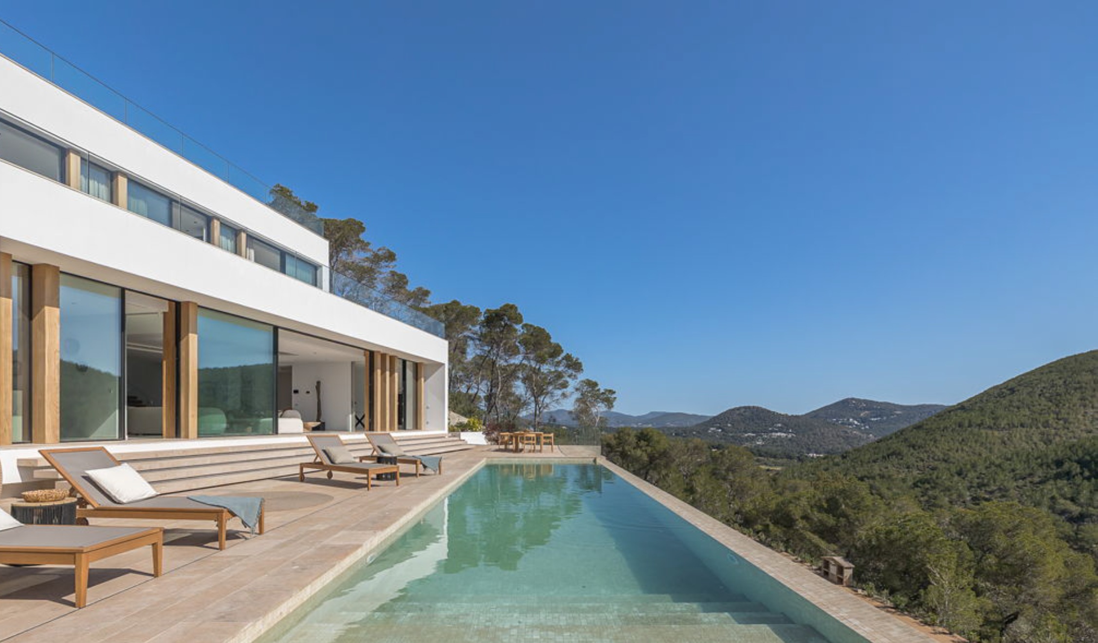 Roca llisa piscina Roca llisa piscina